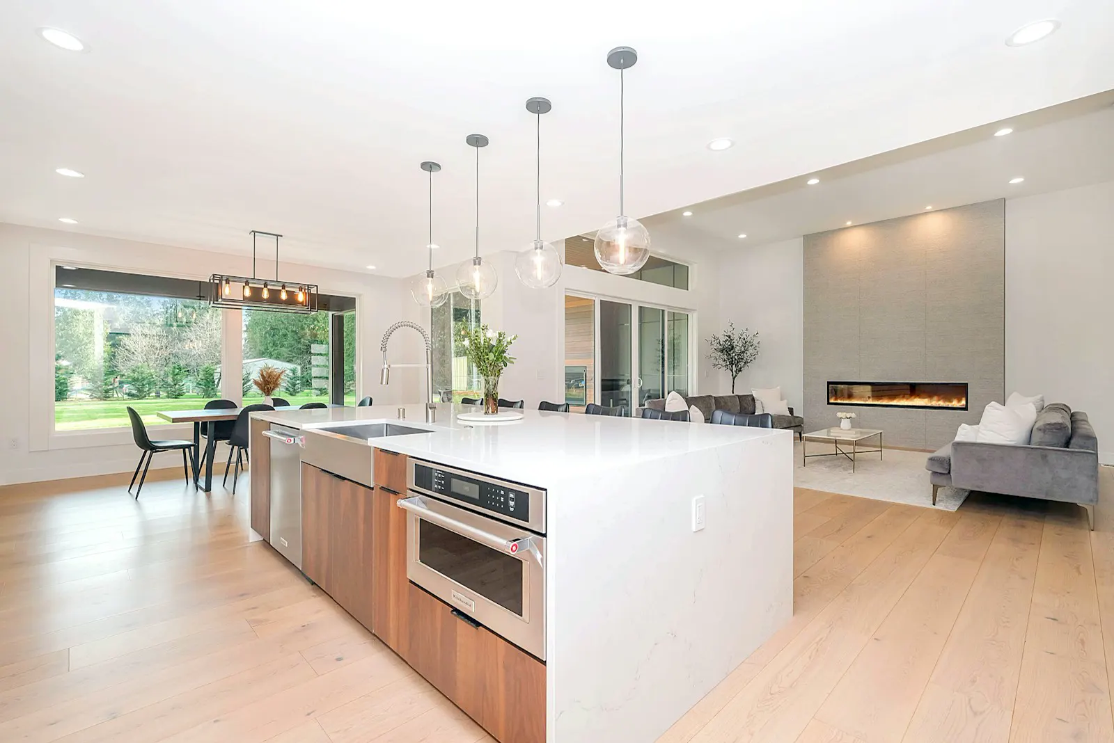 Open white oak kitchen with long island